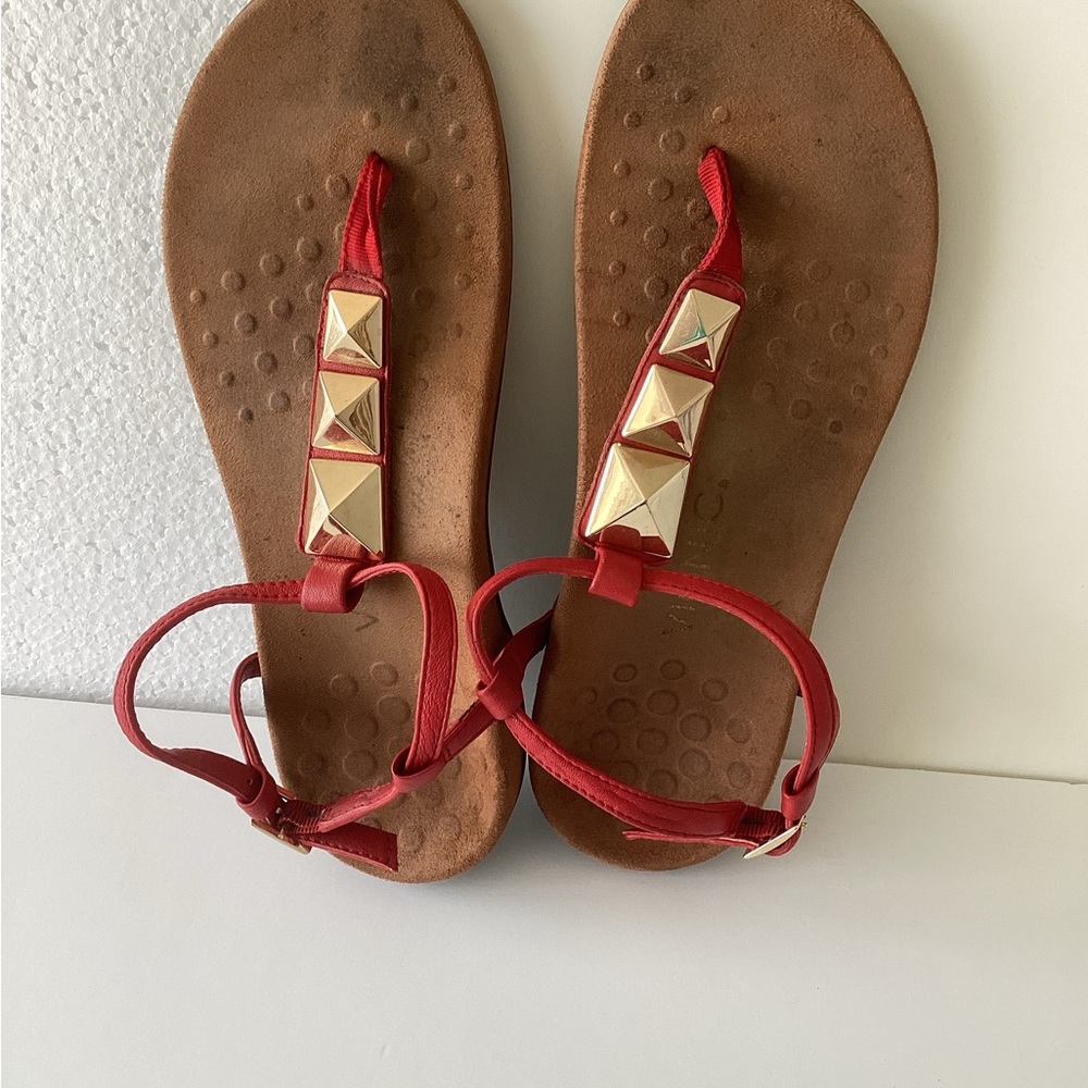Vionic Women's Red Sandals with Gold Accents - Picture 2 of 5